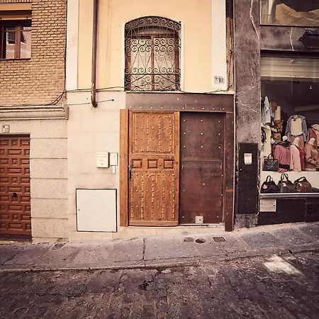 アパート La Balconada De - Parking Gratis - 2 *