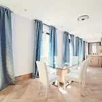アパート La Balconada De - Parking Gratis - 2 *